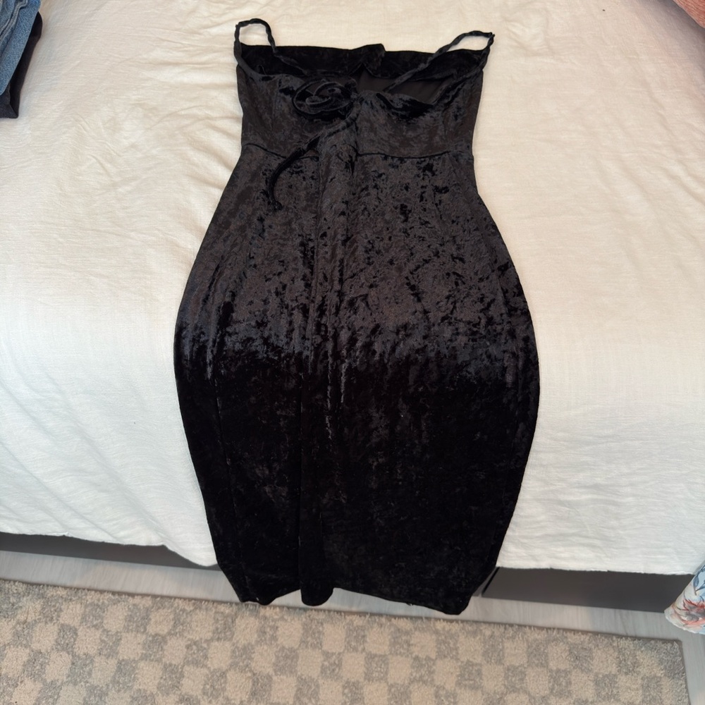 VELVET MIDI DRESS - Picture 6 of 7